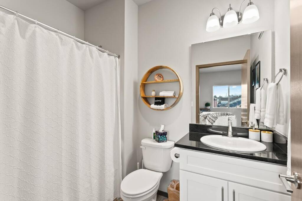 شقة Brand New 2 Bed 2 Bath Near Perry District And Dt سبوكين المظهر الخارجي الصورة