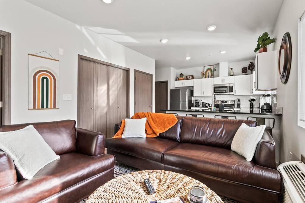 شقة Brand New 2 Bed 2 Bath Near Perry District And Dt سبوكين المظهر الخارجي الصورة