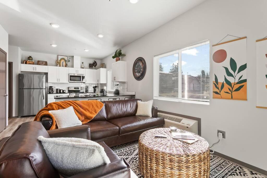 شقة Brand New 2 Bed 2 Bath Near Perry District And Dt سبوكين المظهر الخارجي الصورة